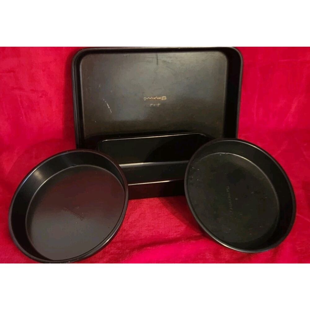 Set 3: Calphalon Non-stick Bakeware Round Cake Pans